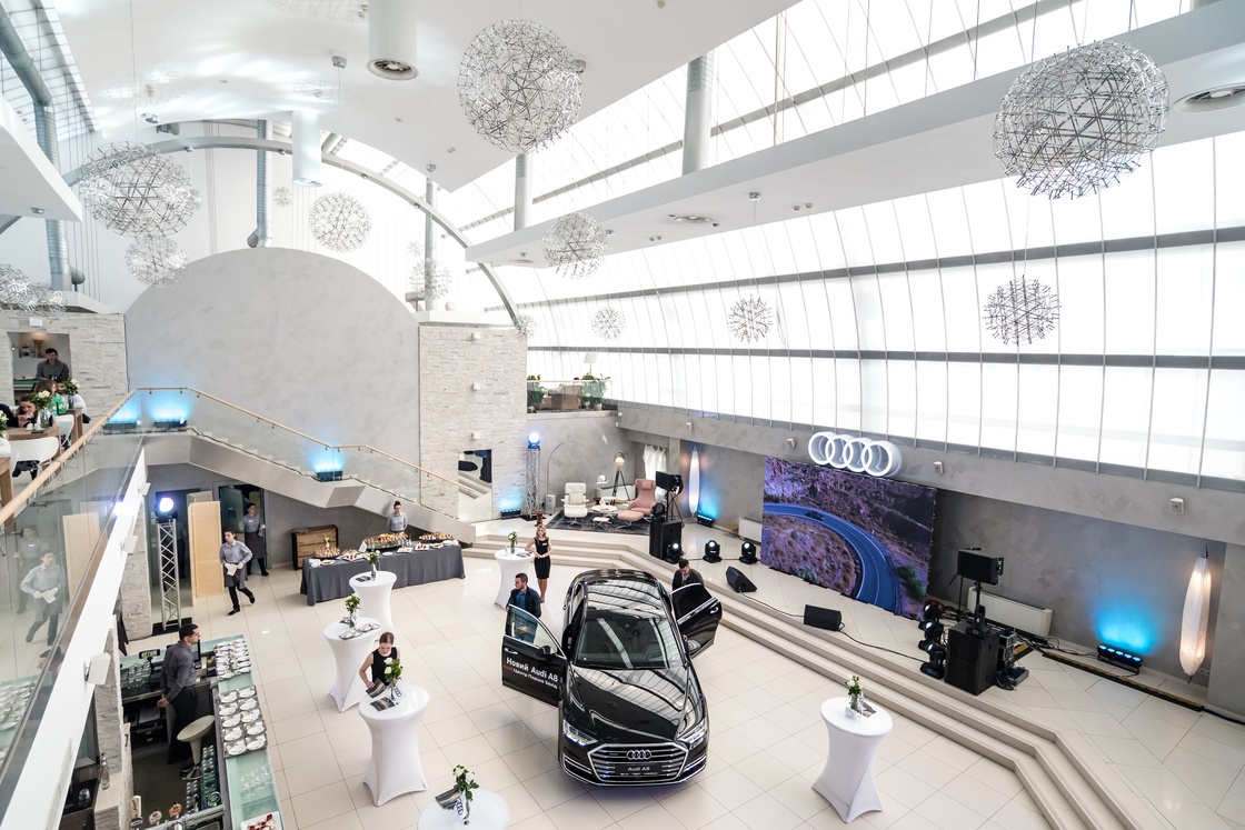 Презентація нового Audi A8