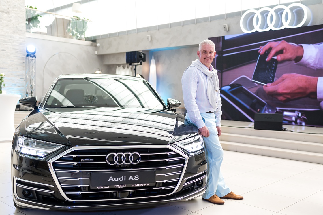Презентація нового Audi A8