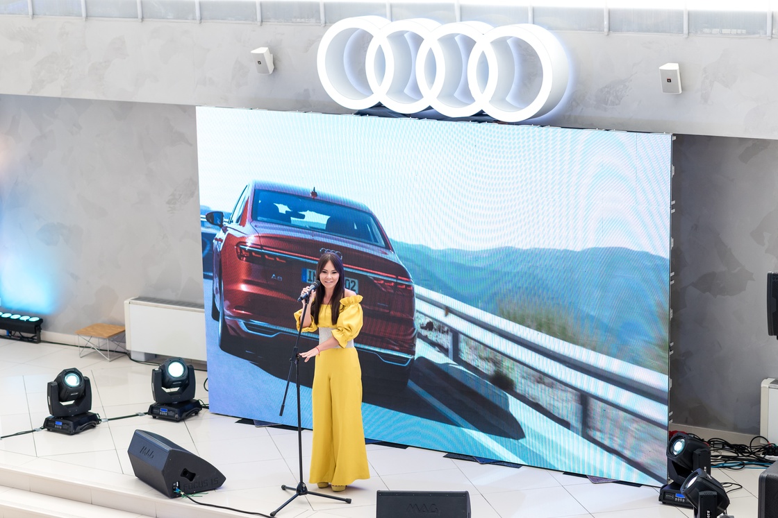 Презентація нового Audi A8