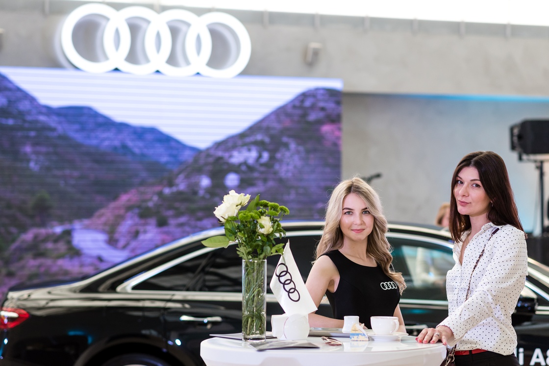 Презентація нового Audi A8
