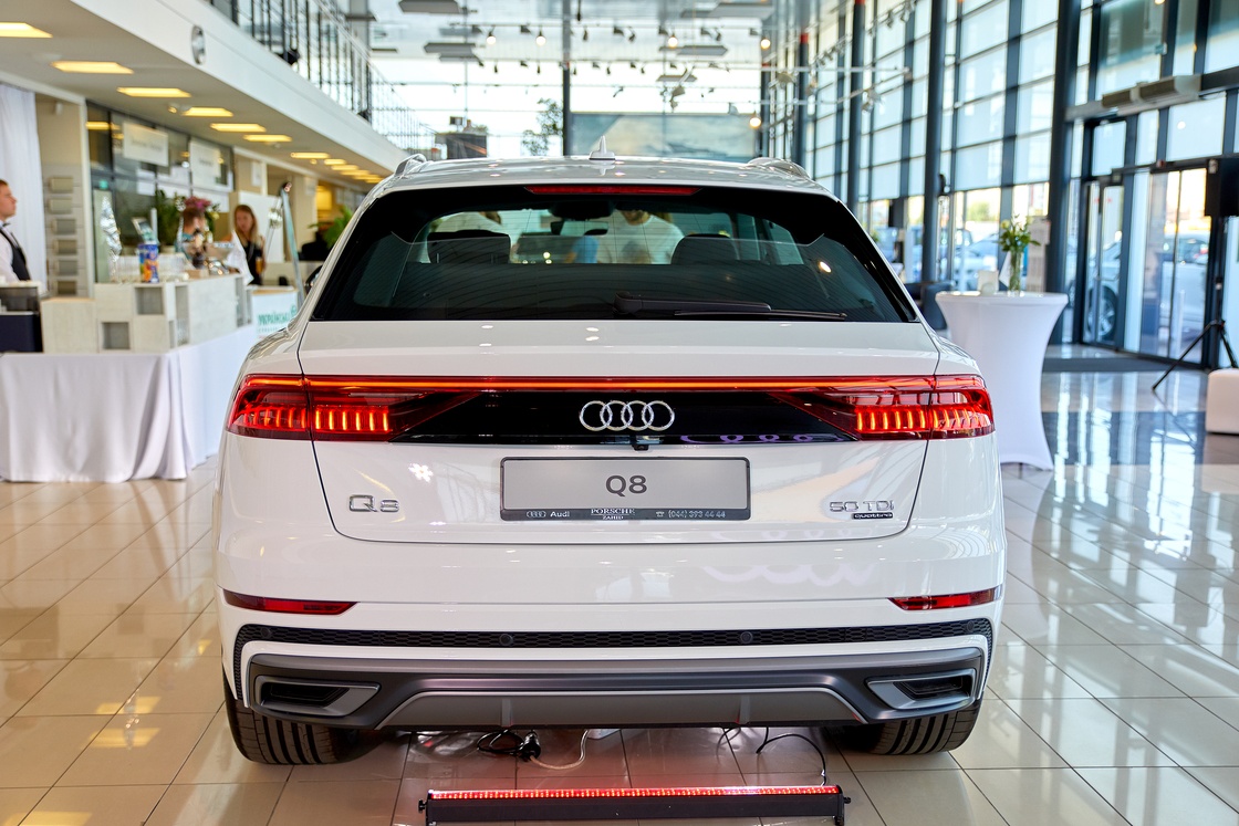 Презентація Audi Q8 в Порше Захід