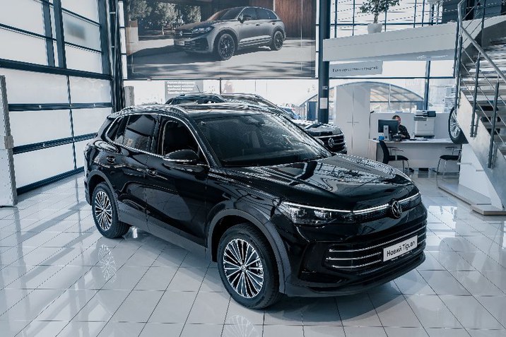 дилерський центр Порше Захід працює у штатному режимі